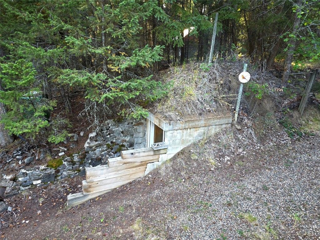 listing image 16511709871862835960