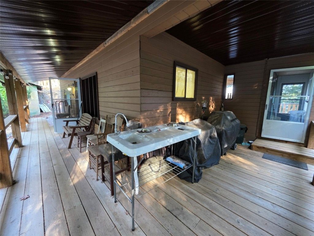 listing image 16513356122332453620