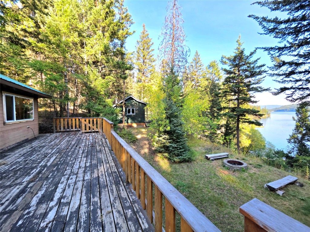 listing image 16514943373238433310