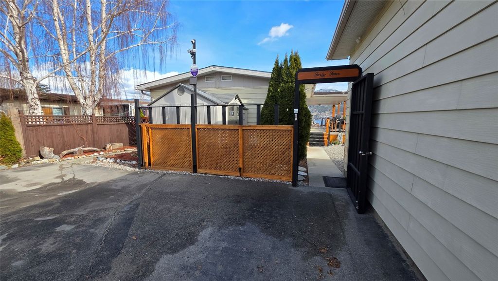 listing image 16515258680737035018