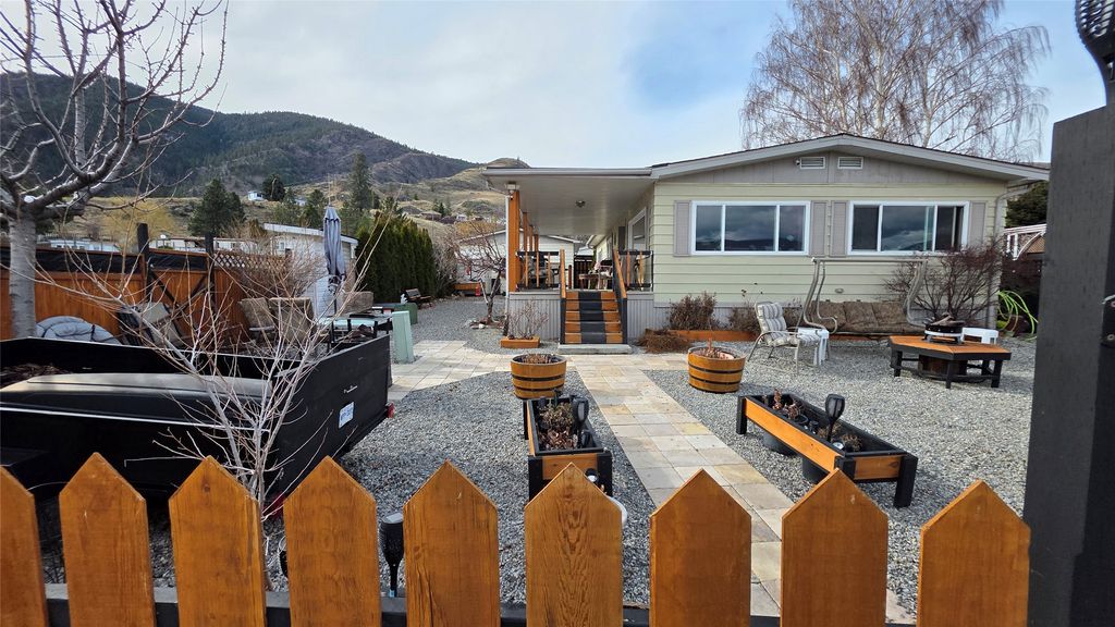 listing image 16518407558543038530