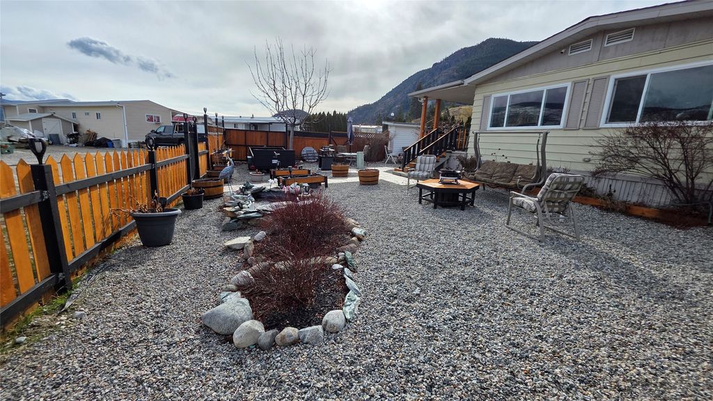 listing image 16511539090975024409