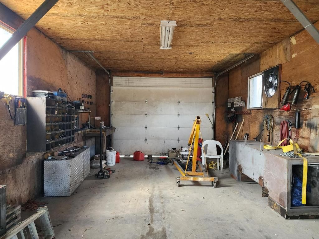 listing image 16517136743337652587