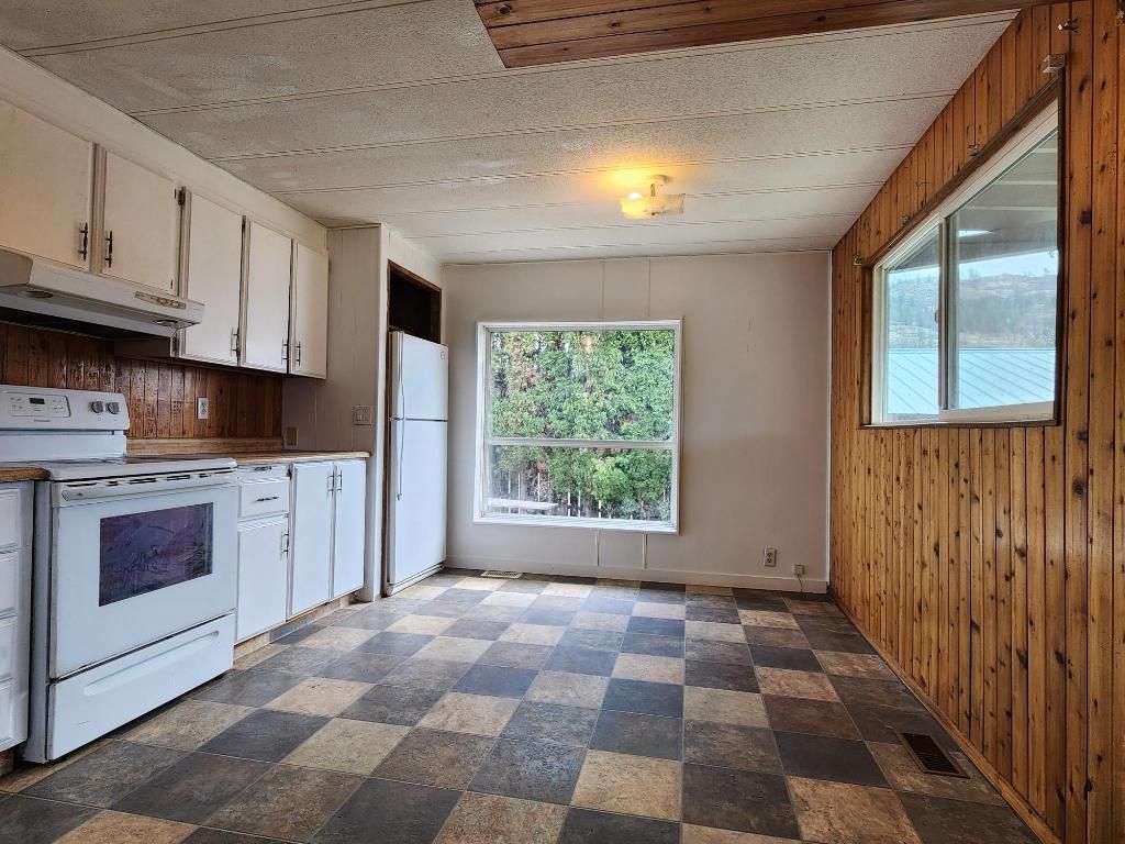 listing image 16512850838445156172