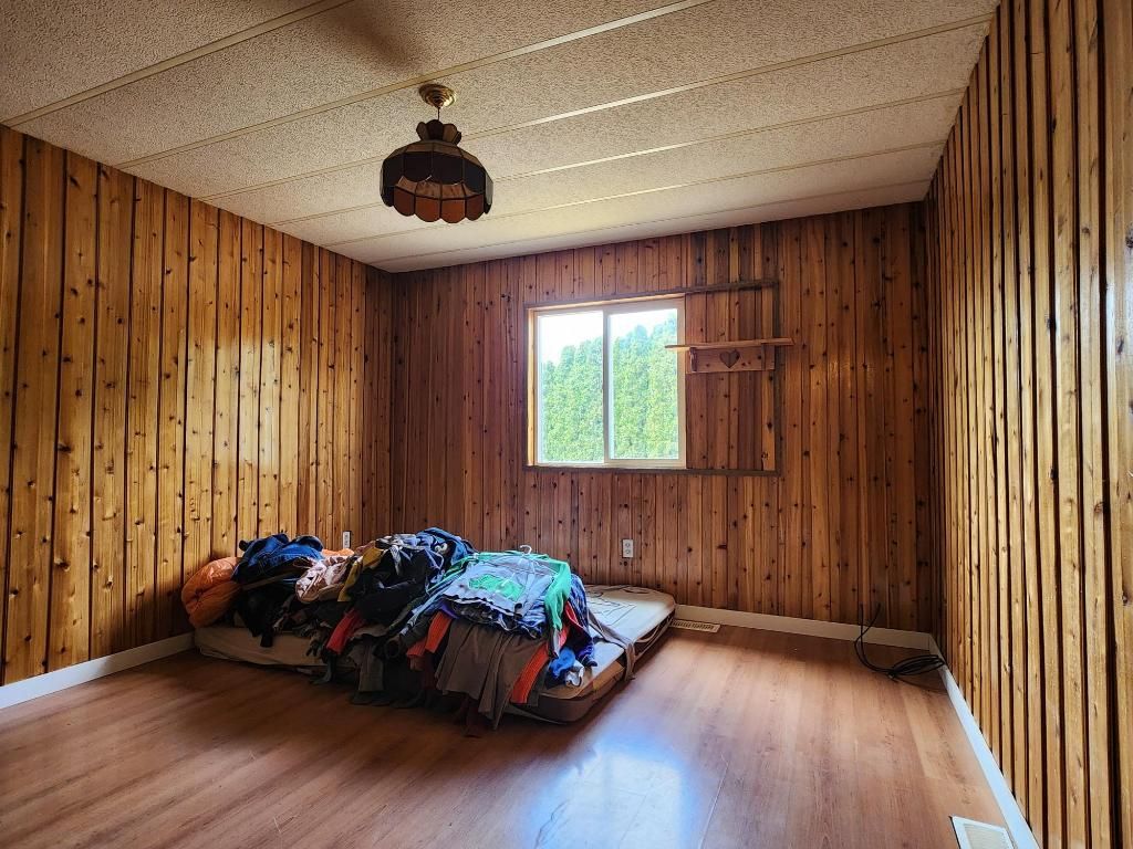 listing image 16519789762949200638