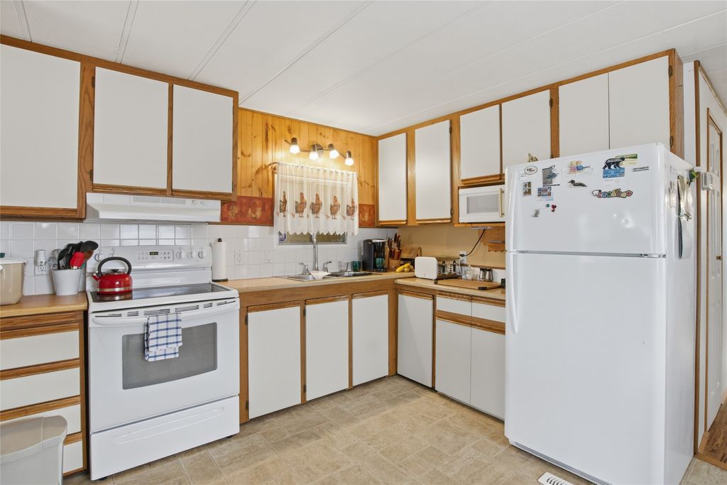 listing image 16513183908842500799