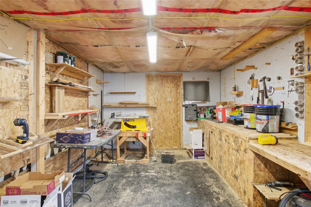 listing image 16511007159575151435