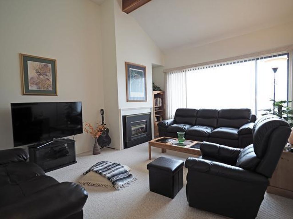 listing image 16514999278782033198