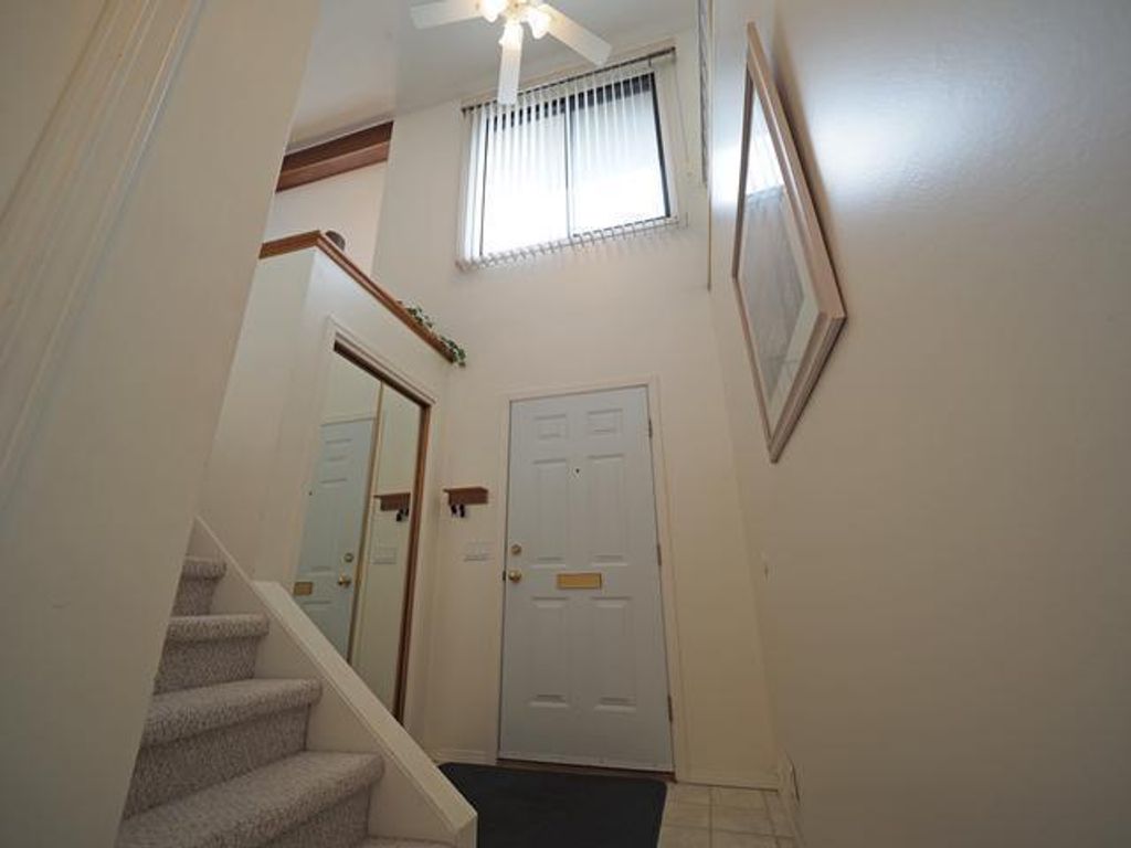 listing image 16512570173417983050