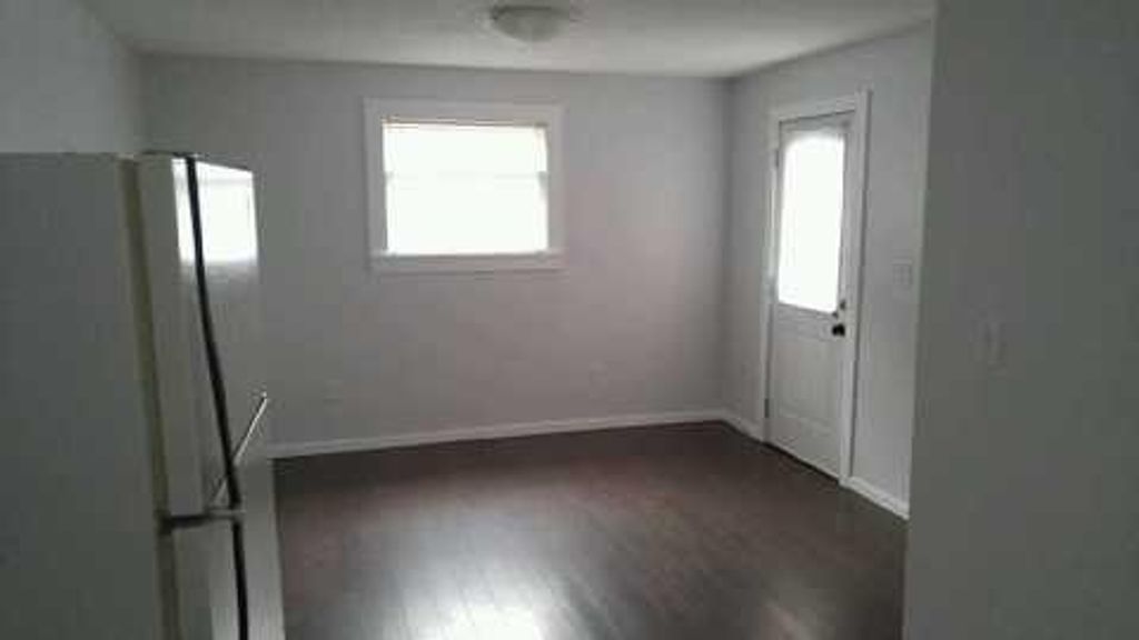 listing image 16517499515004055569