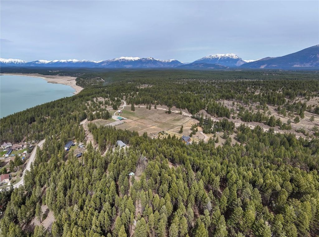 listing image 16517128791553046394