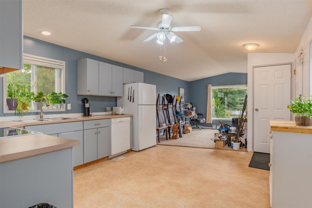 listing image 16511618957151060687