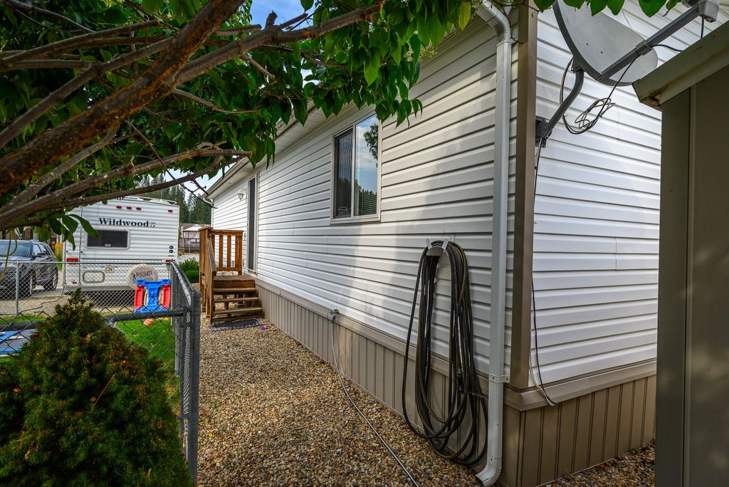 listing image 16517052098026218836