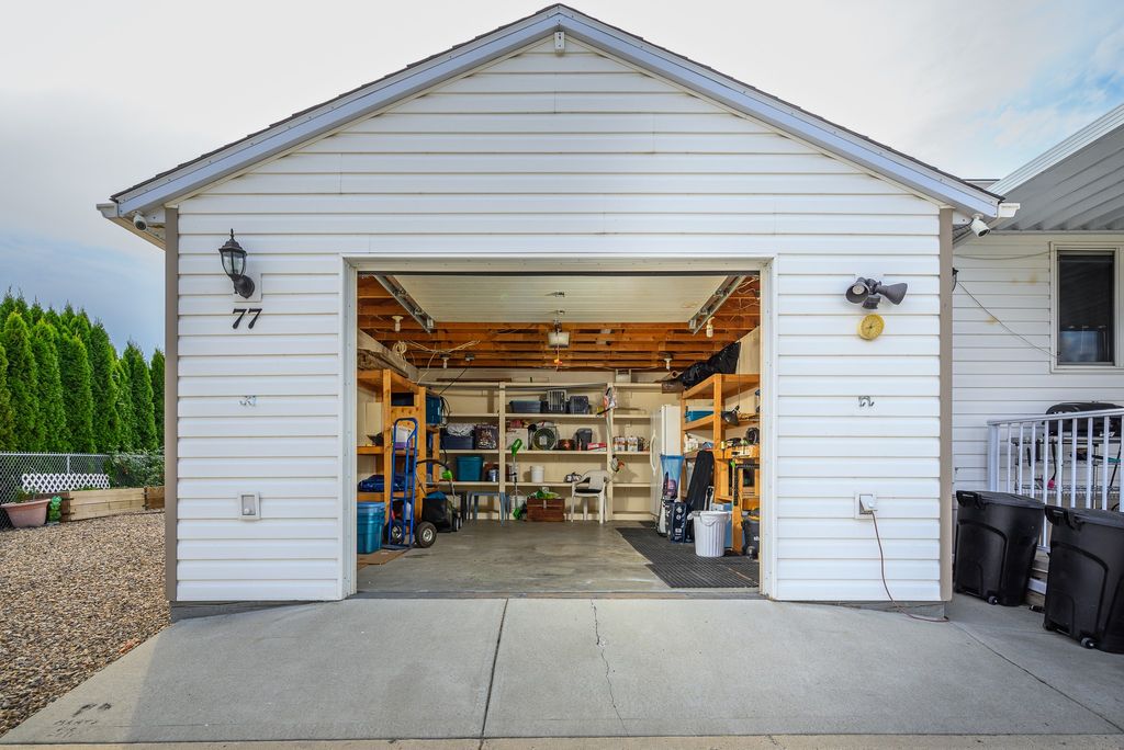 listing image 16515980540887905618