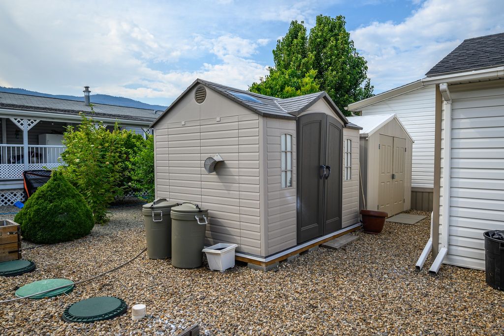 listing image 16511290808225421603