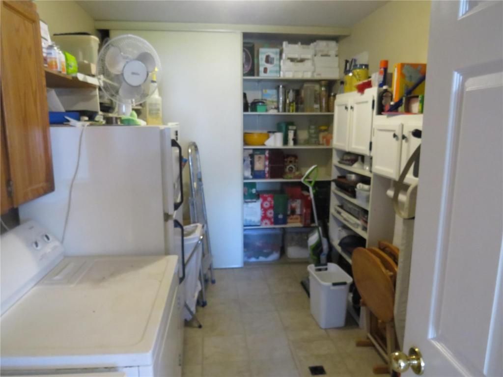 listing image 16519739052032088671