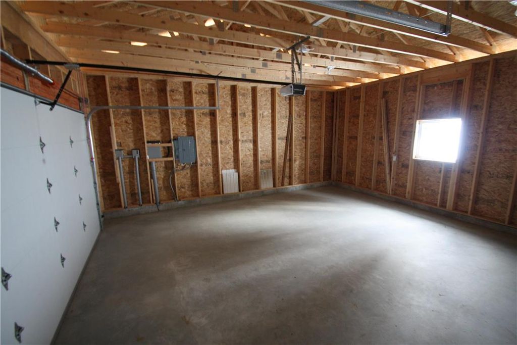 listing image 16519625696015586529