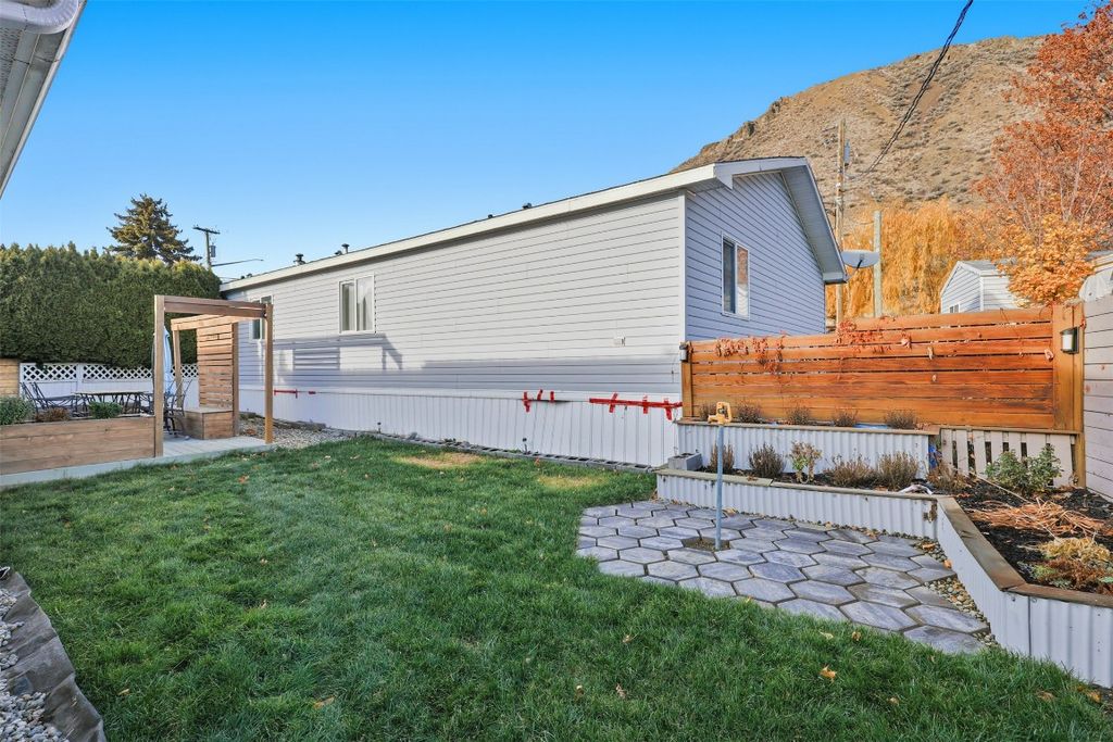 listing image 16511684945876978993