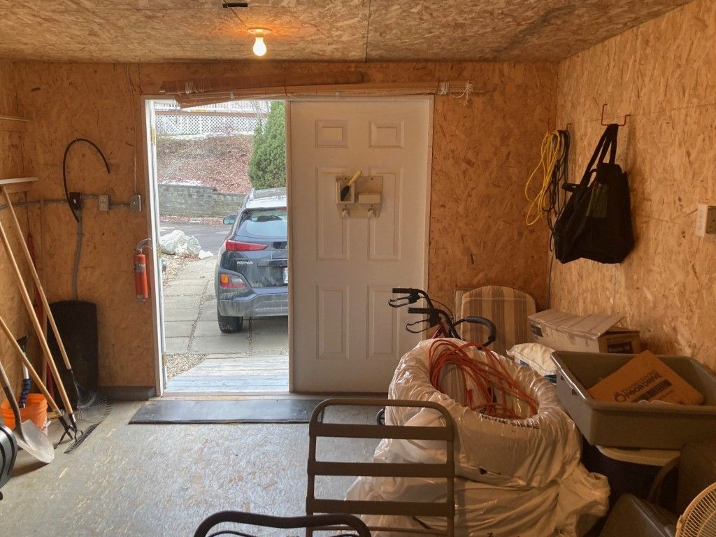 listing image 16514115616925691188