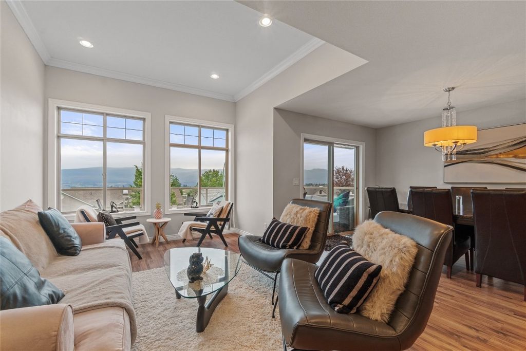 listing image 16512094855090576683