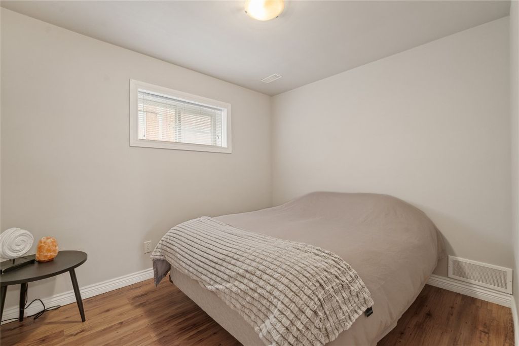 listing image 16510605747861201087