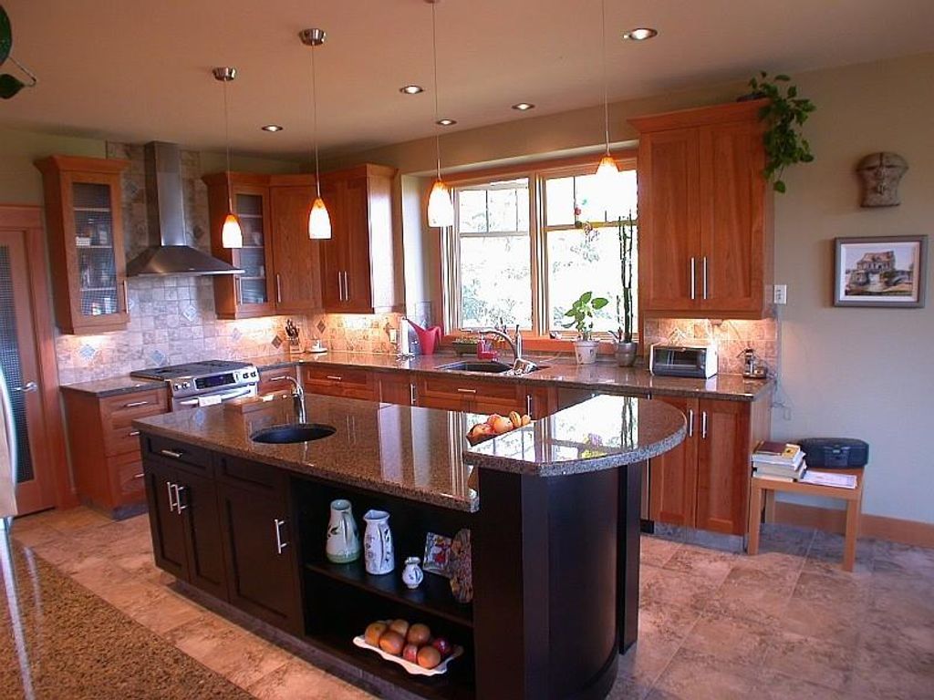 listing image 16519075152897292099