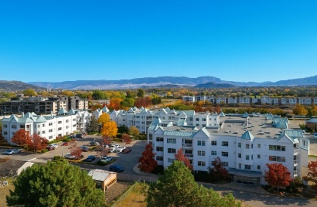 listing image 16514986215013005064