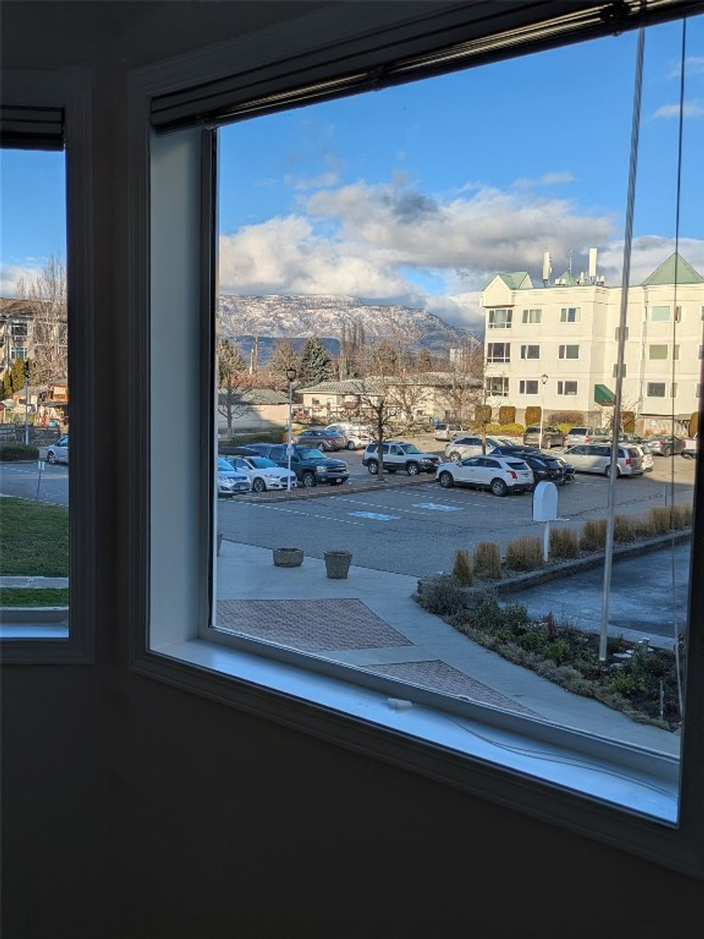 listing image 16512176068148220576