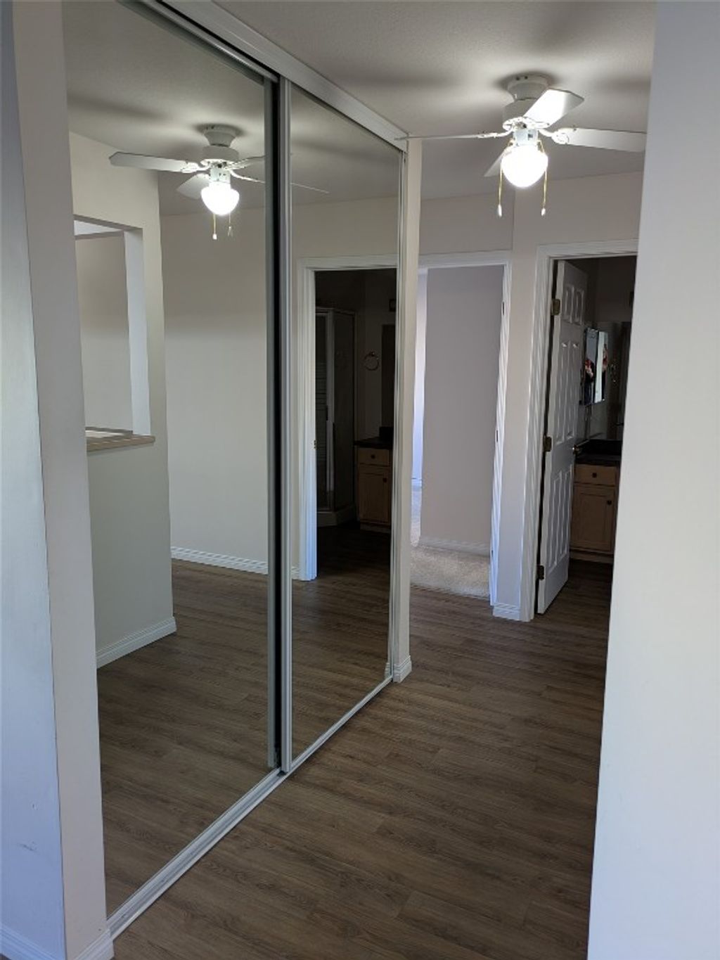 listing image 16515708561850450442