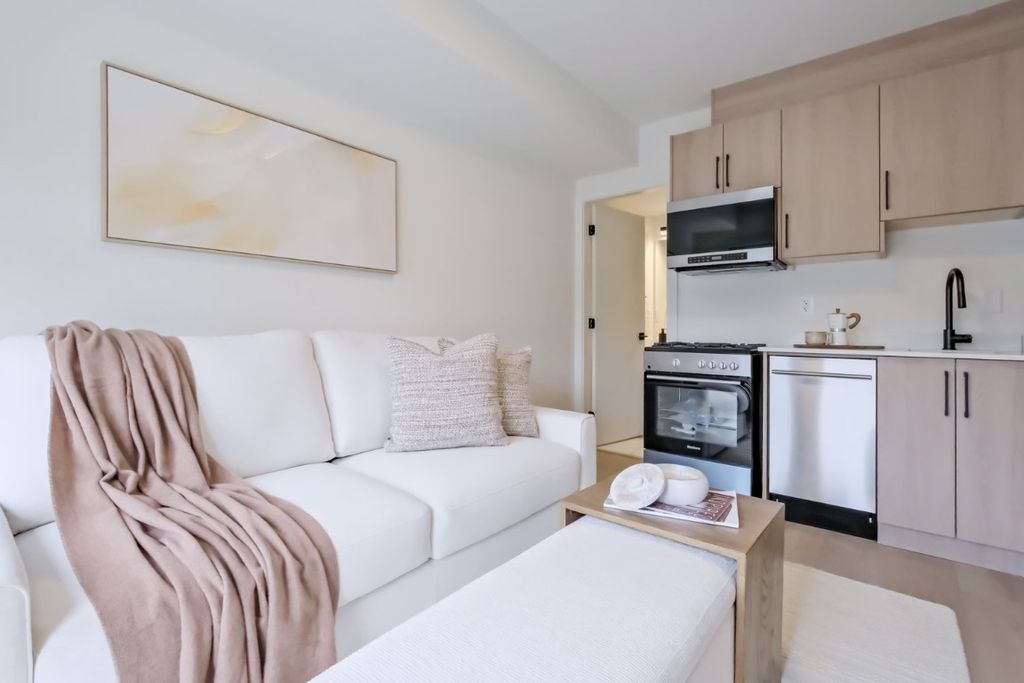 listing image 16514007842947678747