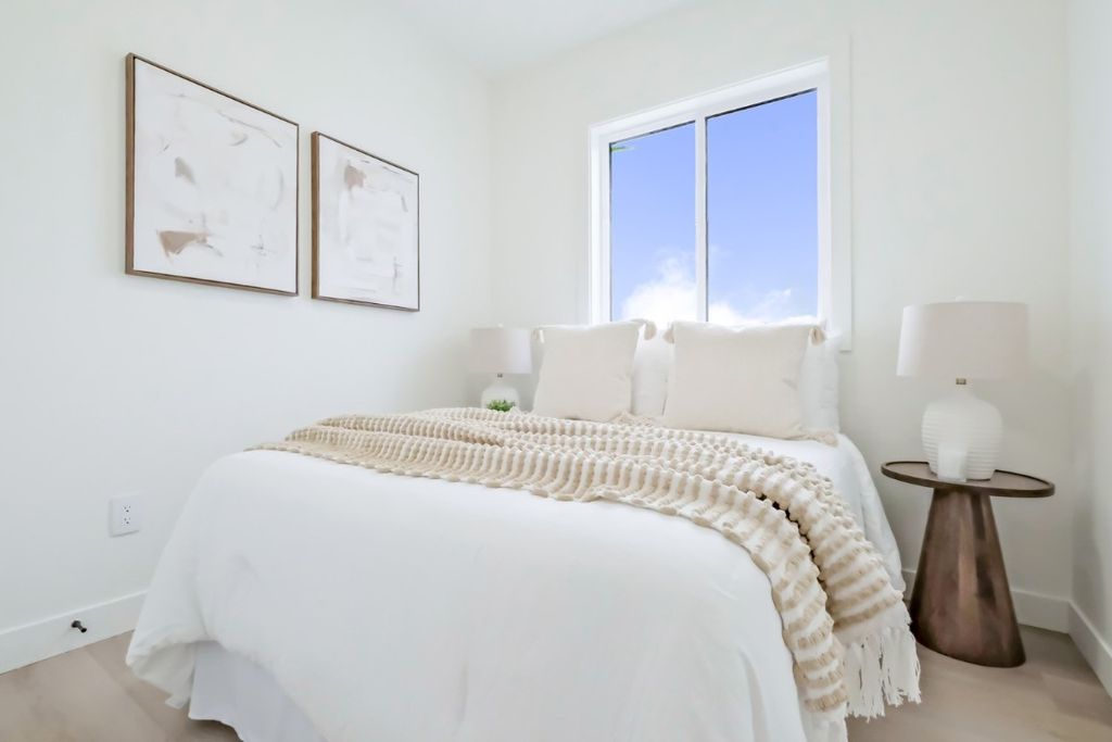 listing image 16512162580961346709