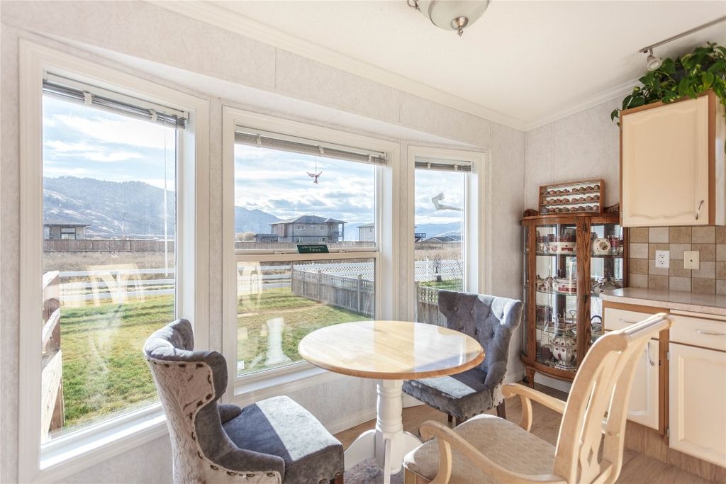 listing image 16513859820421720384