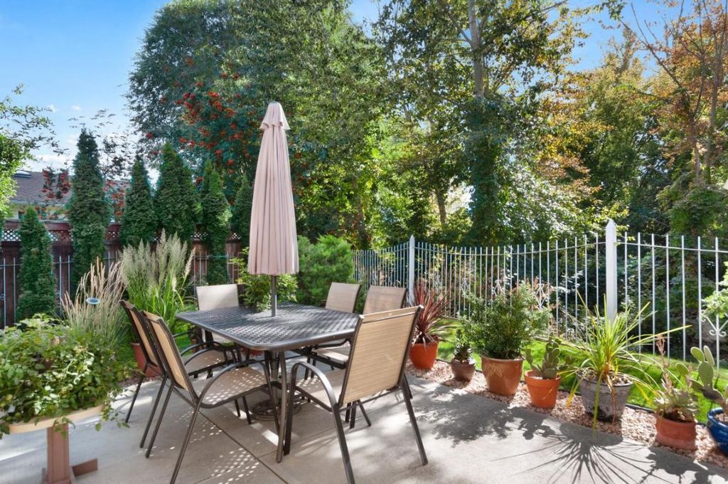 listing image 16512513534910