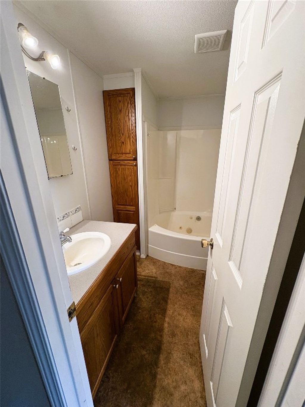 listing image 16516332016370667889
