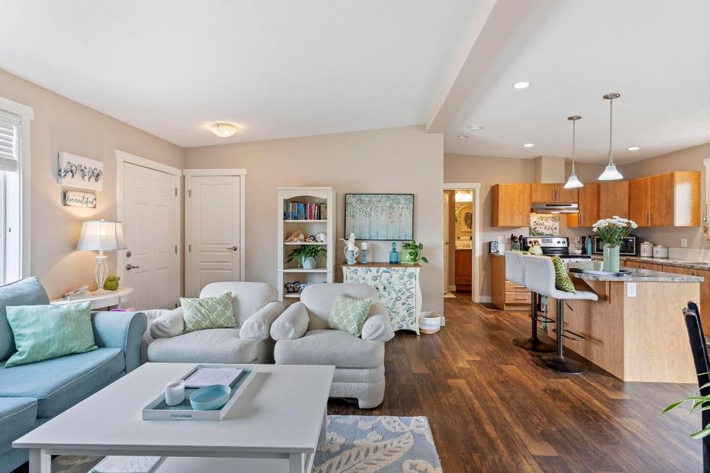 listing image 16516536615640661352