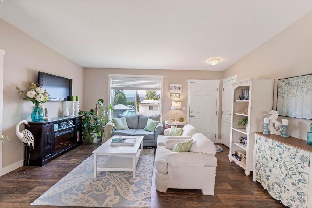 listing image 16515042902026790346