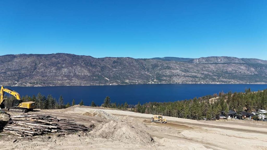 listing image 16512966146746244424