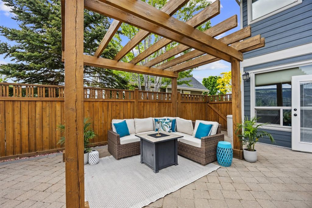 listing image 16517577196235553936