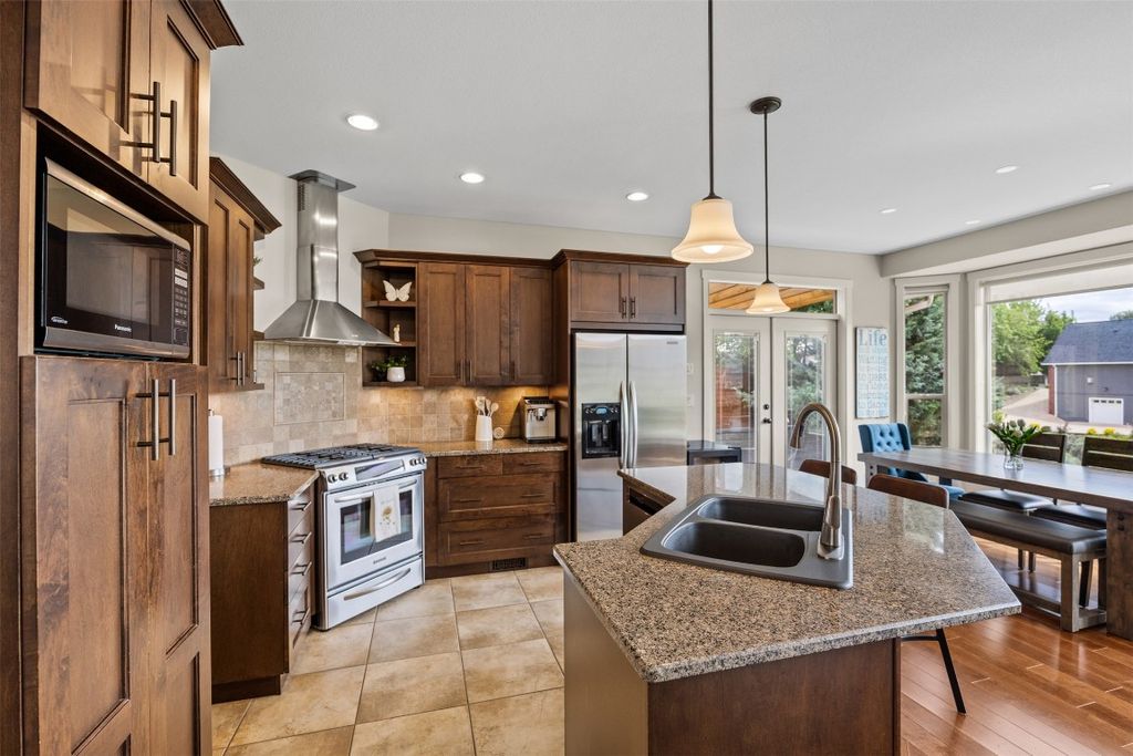 listing image 16516730785490293864