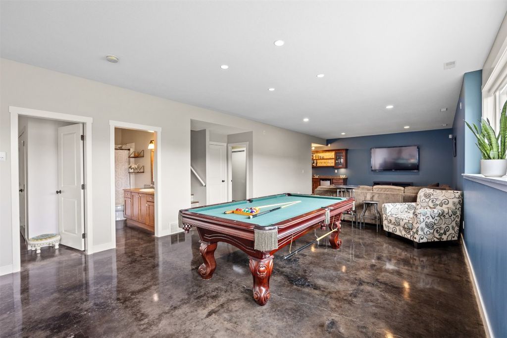 listing image 16512595499487375372