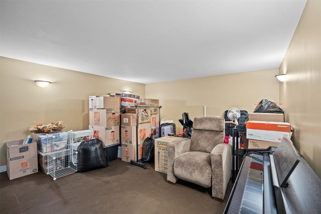 listing image 16514846076118538008