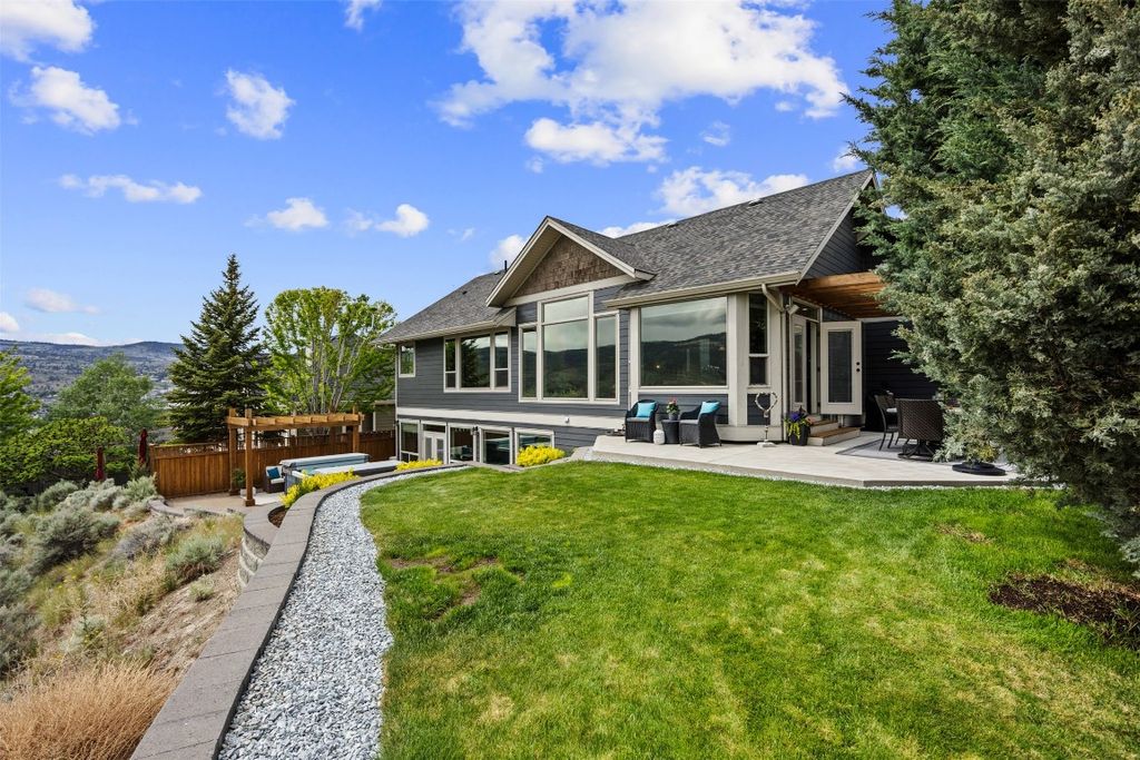 listing image 16518183519121522935