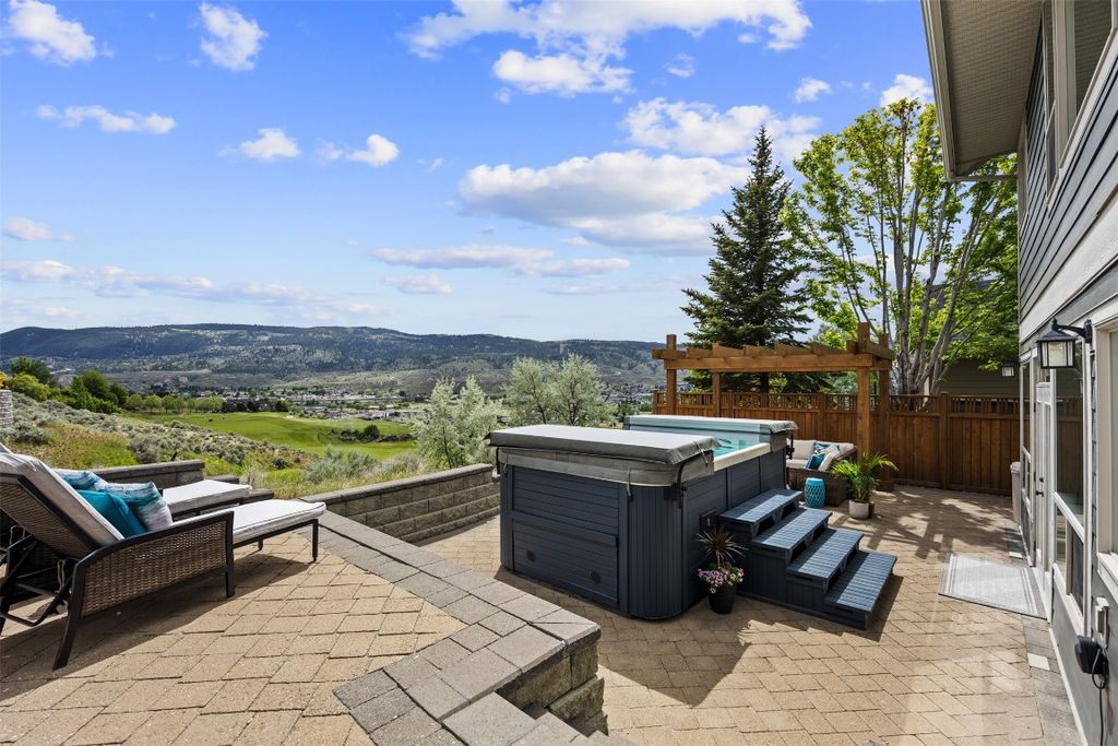 listing image 16513706360010400155
