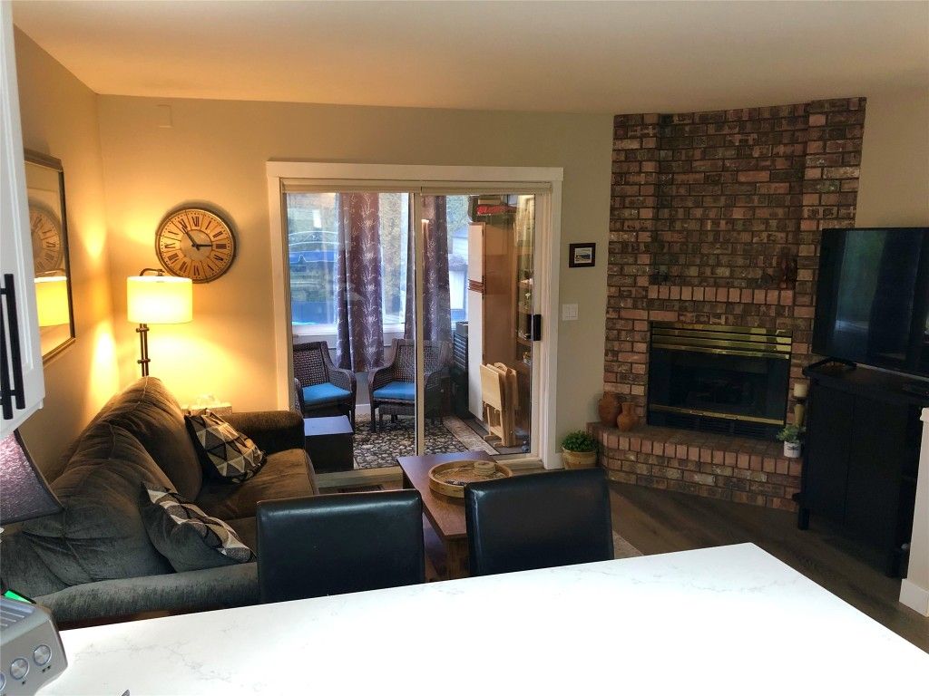 listing image 16515808184405884498