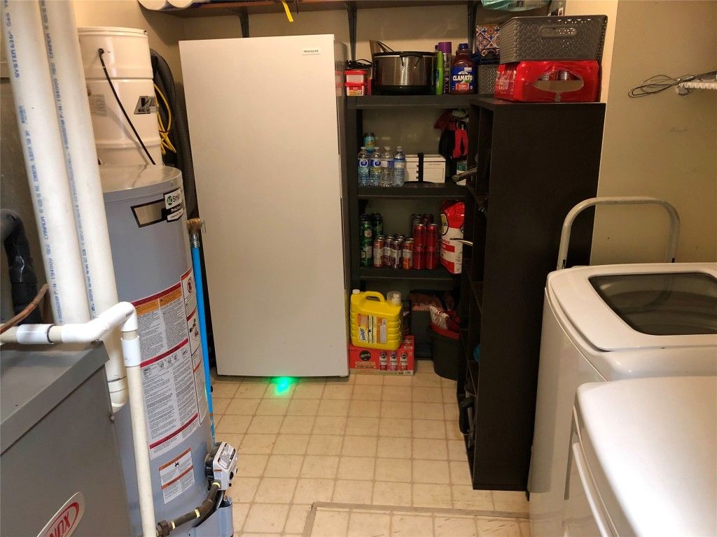 listing image 16512864894913334282