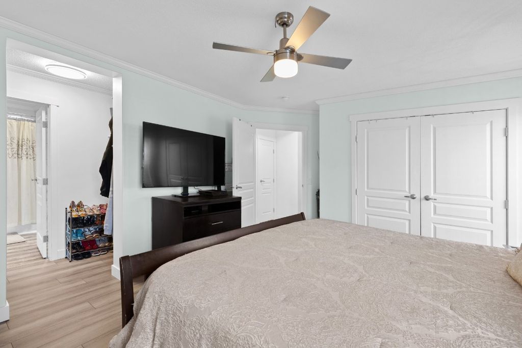 listing image 16513956674630407600