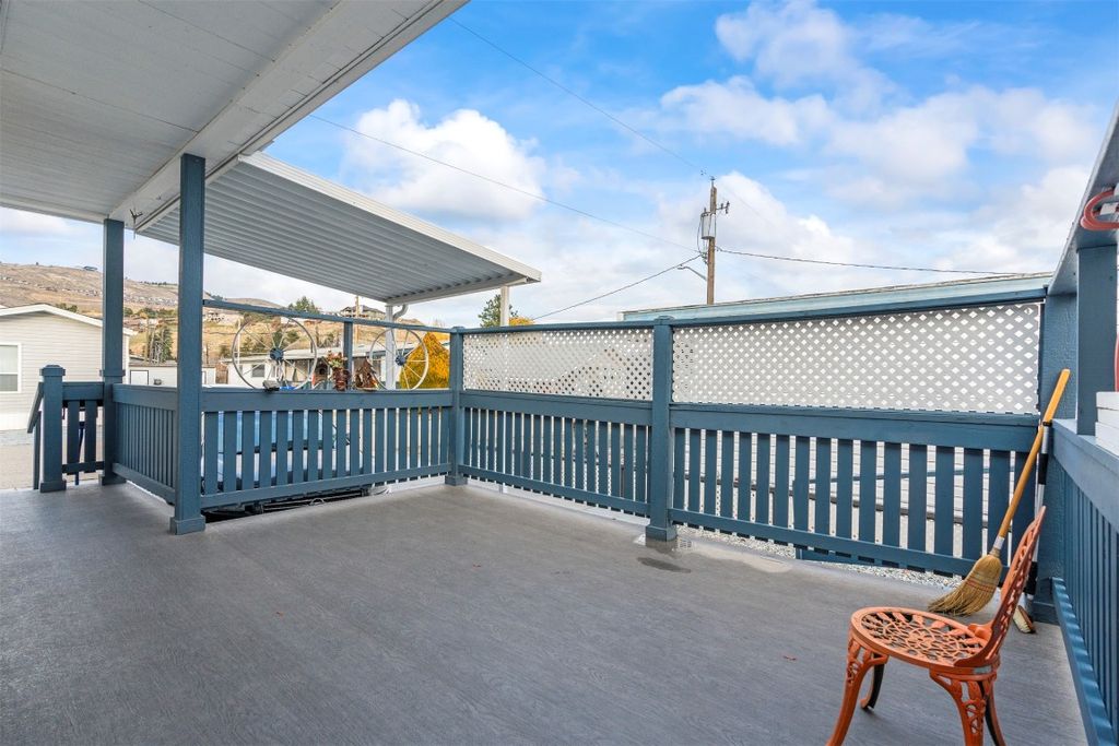 listing image 16513351956078292348