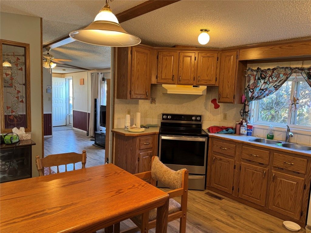 listing image 16511608991051916352