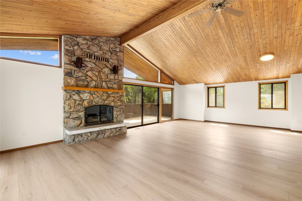 listing image 16516298517620543950