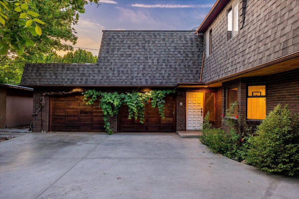 listing image 16513979223842144119